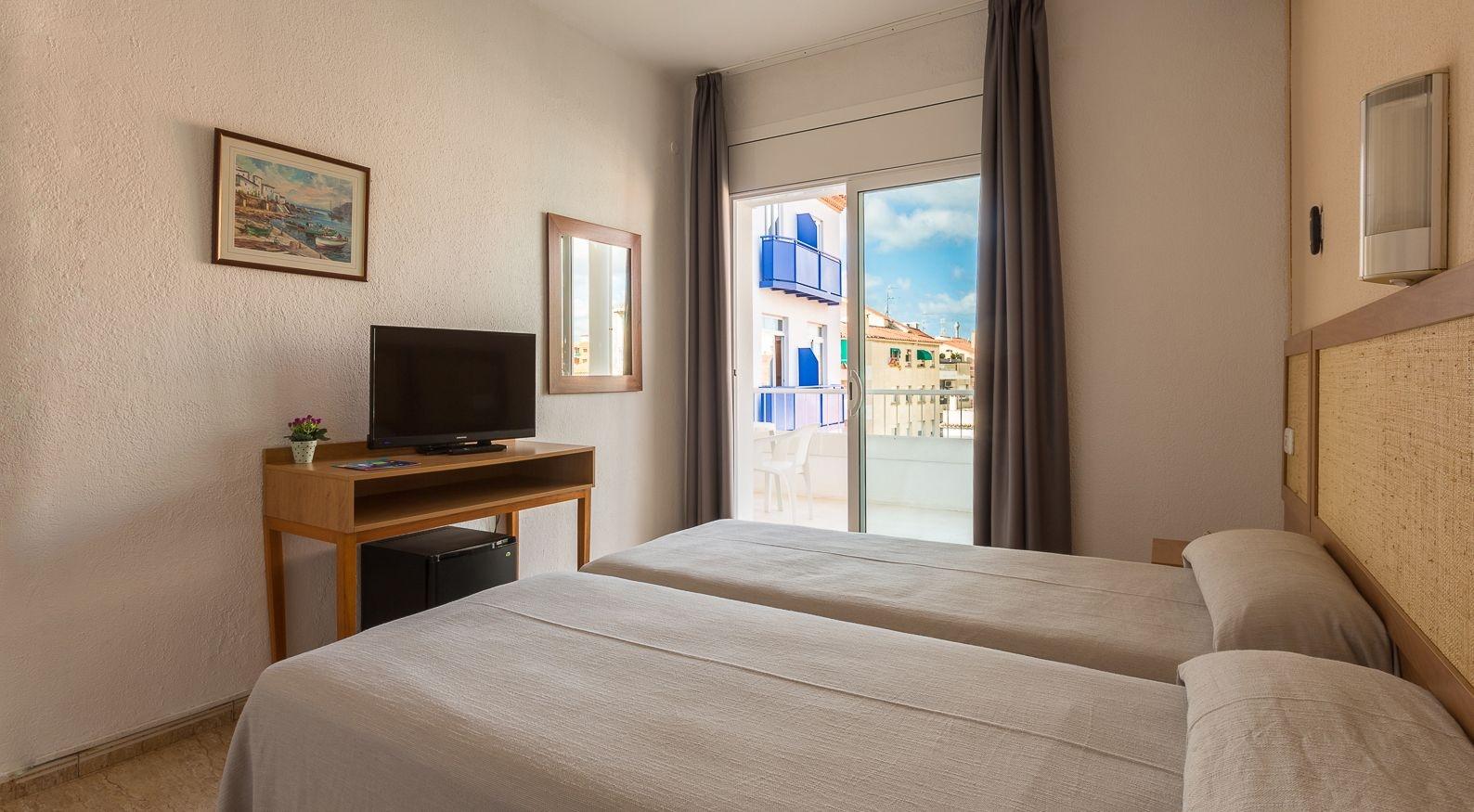 Hotel Apartamentos Solimar Calafell Exterior photo